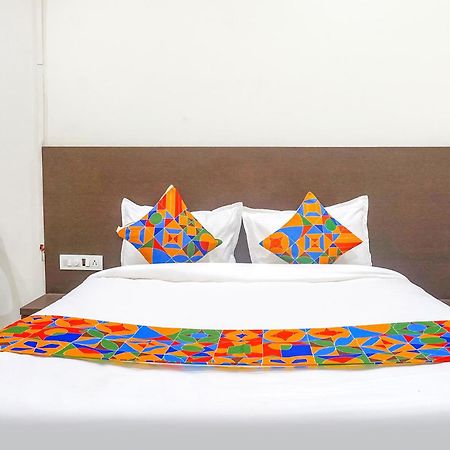 Fabhotel Om Sai - Nr Nashik Railway Station Extérieur photo