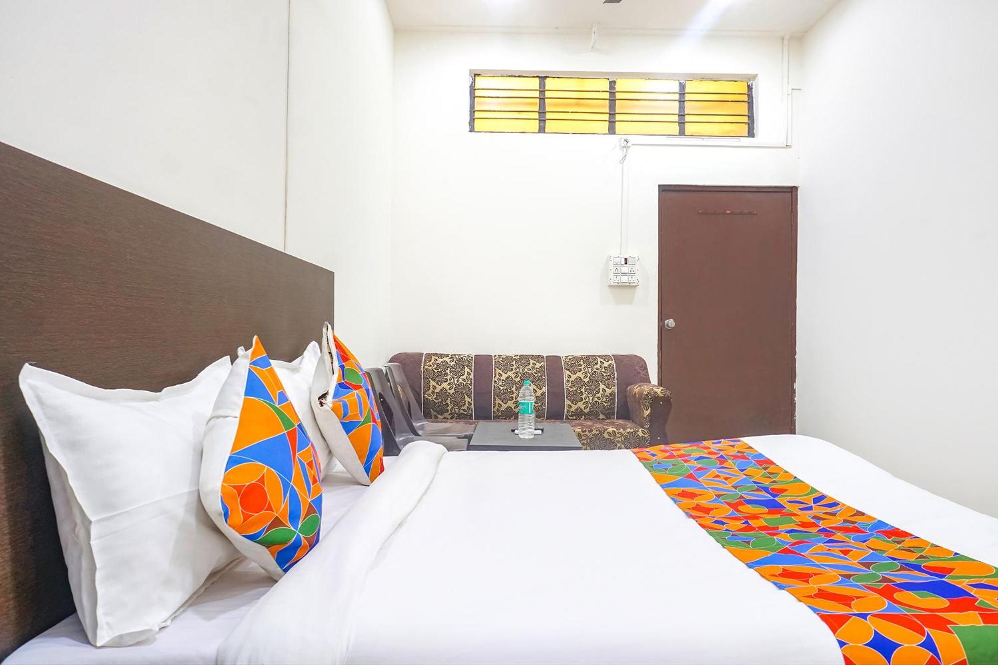 Fabhotel Om Sai - Nr Nashik Railway Station Extérieur photo