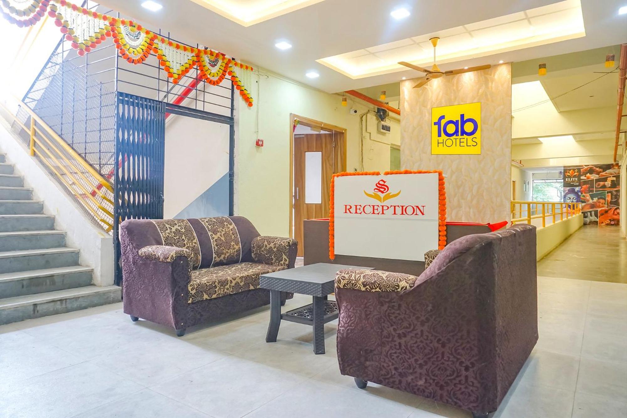 Fabhotel Om Sai - Nr Nashik Railway Station Extérieur photo